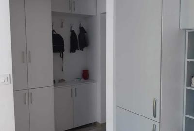 Apartament cu 3 camere semidecomandat în Central - 6