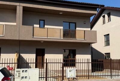 Casă cu 4 camere cu Teren 254 Mp în Dobroești