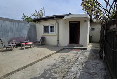 Casă individuală cu 2 camere cu Canalizare în Chitila