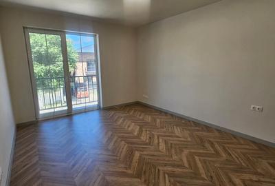 Duplex cu 4 camere cu Canalizare în Nord-Est - 5