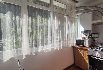 Apartament cu 2 camere decomandat în Slănic-Moldova