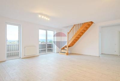 Apartament cu 4 camere decomandat, mobilat în Florilor