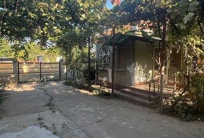 Casă cu 3 camere cu Teren 11000 Mp în Burdea