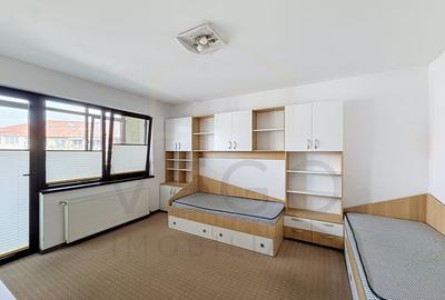 Apartament cu 3 camere semidecomandat, mobilat în Florești - 7