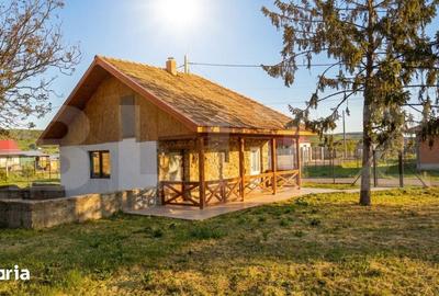 Casă cu 9 camere cu Teren 1900 Mp în Iclod