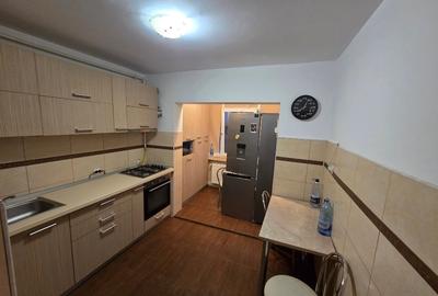Apartament cu 2 camere decomandat, mobilat în Energia