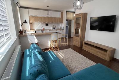 Apartament cu 2 camere semidecomandat, mobilat în Florești