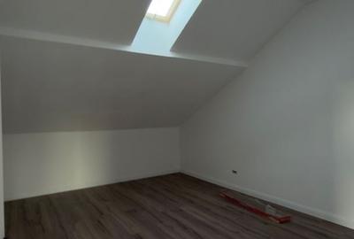 Casă individuală cu 6 camere cu Canalizare în Bucureștii Noi - 36