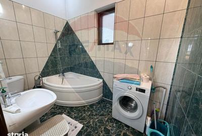 Casă cu 4 camere decomandat cu Teren 460 Mp în Siloz - 12