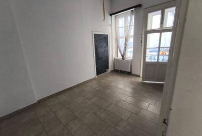 Birou, de 90 mp, în Ultracentral - 4