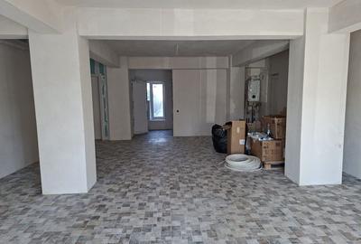 Spațiu comercial, de 79 mp, în Exterior Vest