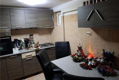 Casă cu 4 camere cu Teren 277 Mp în Girocului
