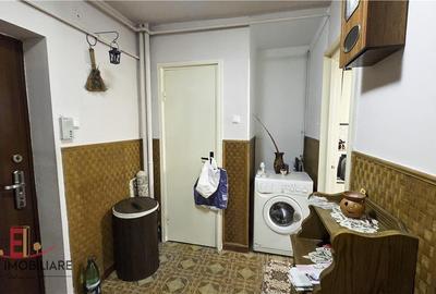 Apartament cu 3 camere decomandat în Tudor - 5