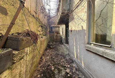 Casă individuală cu 5 camere cu Teren 532 Mp în Gruia - 2