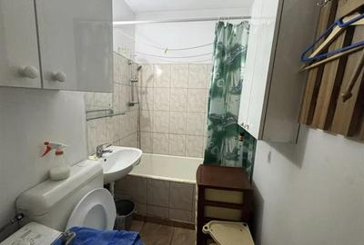 Garsonieră semidecomandată, mobilată în Apărătorii Patriei