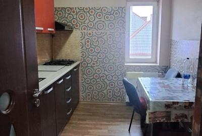Casă cu 3 camere în Central - 2