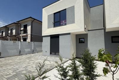 Casă cu 4 camere cu Teren 360 Mp în Dumbrăvița