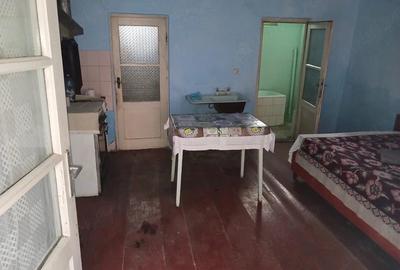 Casă cu Teren 1189 Mp în Central - 8