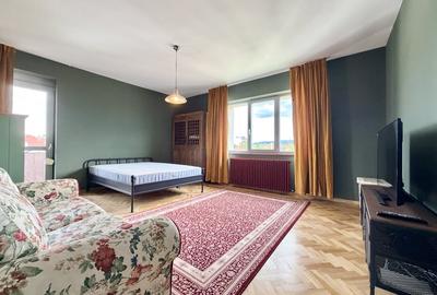 Apartament cu 3 camere decomandat, mobilat în Central - 4