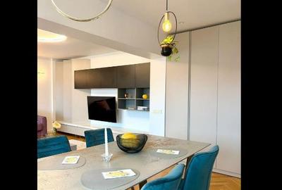 Apartament cu 2 camere semidecomandat, mobilat în Universitate