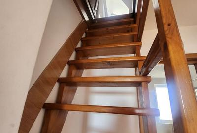 Apartament cu 5 camere decomandat în Craiovei