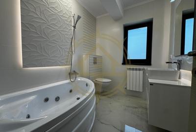 Casă cu 5 camere cu Teren 500 Mp în Dumbrăveni - 1