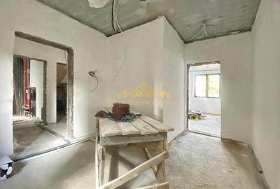 Casă individuală cu 7 camere cu Garaj în Andronache - 5