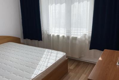 Apartament cu 3 camere decomandat în Central - 1