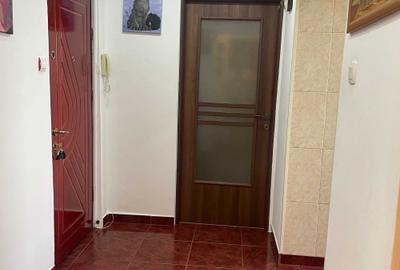 Apartament cu 2 camere decomandat în Sebastian