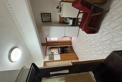 Apartament cu 3 camere semidecomandat în Central - 8