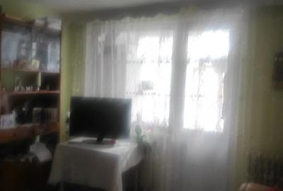 Apartament cu 3 camere semidecomandat în Central - 1