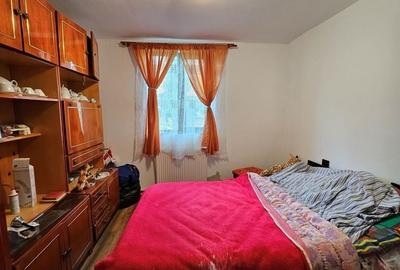 Casă cu 4 camere în Mândruloc
