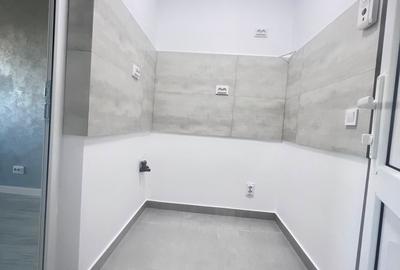 Garsonieră semidecomandată în CET - 2