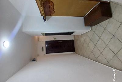 Apartament cu 2 camere decomandat în Astra