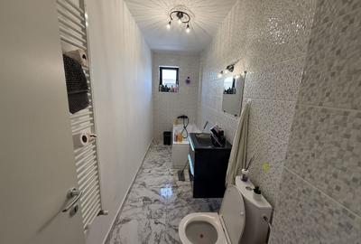 Apartament cu 3 camere decomandat, mobilat în Palazu Mare - 6