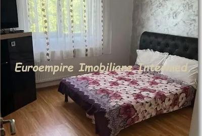 Casă cu 4 camere cu Teren 400 Mp în Palazu Mare - 4
