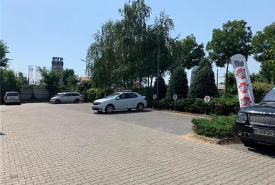 Spațiu comercial, de 110 mp, în Central - 3