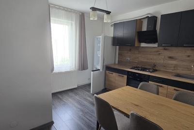 Apartament cu 2 camere decomandat în Central - 2