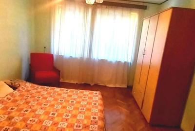 Casă cu 6 camere cu Teren 250 Mp în Central - 9