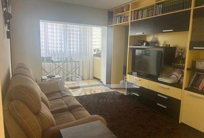 Apartament cu 3 camere decomandat, mobilat în Păcurari