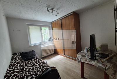 Apartament cu 4 camere decomandat în Sălăjan - 3