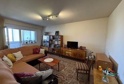 Apartament cu 3 camere decomandat, mobilat în Florilor