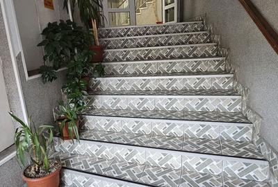 Apartament cu 3 camere decomandat în Doamna Ghica