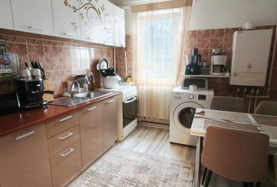 Apartament cu 2 camere semidecomandat, mobilat în Cornișa - 7