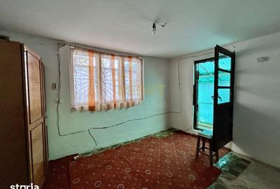 Casă cu 2 camere decomandat cu Teren 137 Mp în Democrației - 7