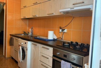 Apartament cu 2 camere decomandat în Port