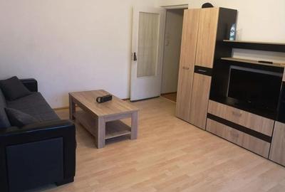 Apartament cu 2 camere nedecomandat în Central