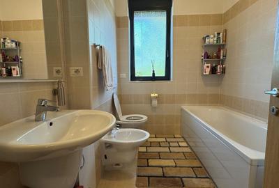 Apartament cu 3 camere, mobilat în Dumbrăvița - 8