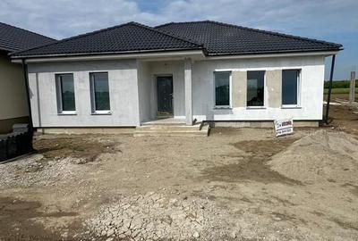 Casă cu 3 camere cu Teren 450 Mp în Central - 3