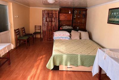 Casă cu 4 camere în Tudor Vladimirescu